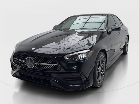 Used 2023 Mercedes-Benz C 300 Sedan image 4