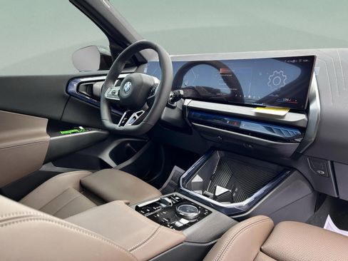 Used 2025 BMW X3 xDrive30i w/ Premium Package image 31