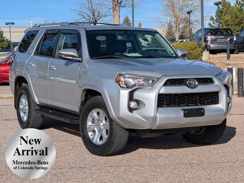 Used 2018 Toyota 4Runner SR5 image 1