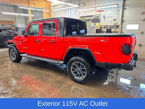 Used 2020 Jeep Gladiator Overland AWD/4WD image 5