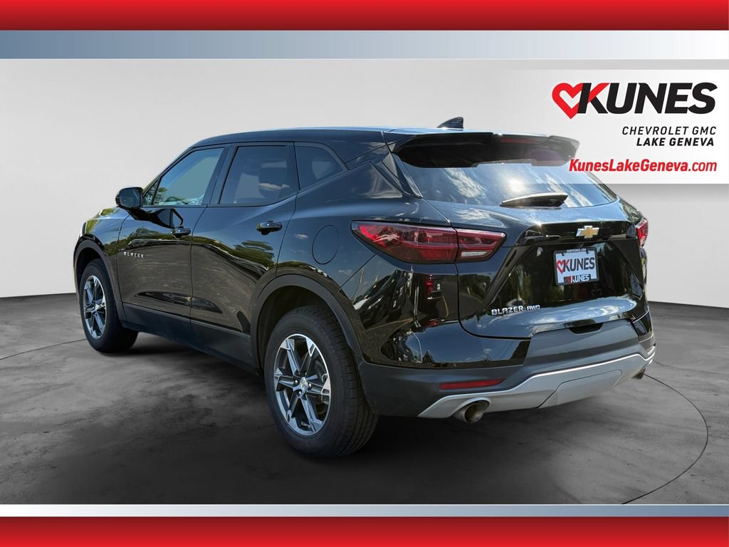 Used 2025 Chevrolet Blazer LT AWD/4WD image 7