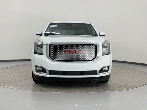 Used 2017 GMC Yukon Denali w/ Open Road Package image 6