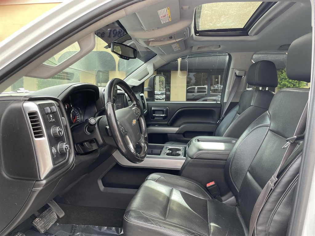 Used 2015 Chevrolet Silverado 2500 LTZ w/ Duramax Plus Package AWD/4WD image 7