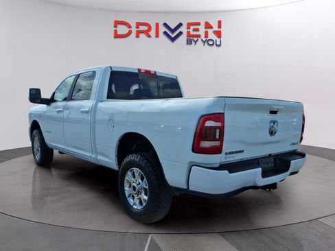 Used 2024 RAM 2500 Laramie AWD/4WD image 3