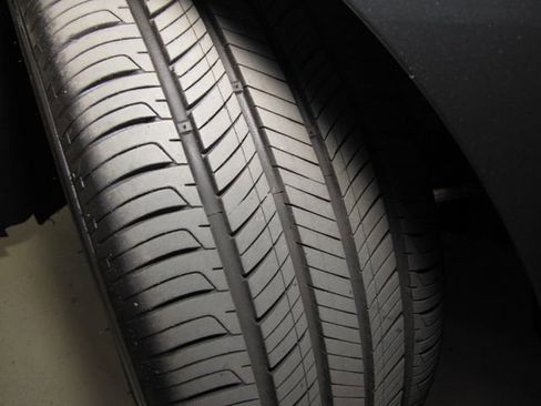 Used 2025 Honda Accord SE image 27