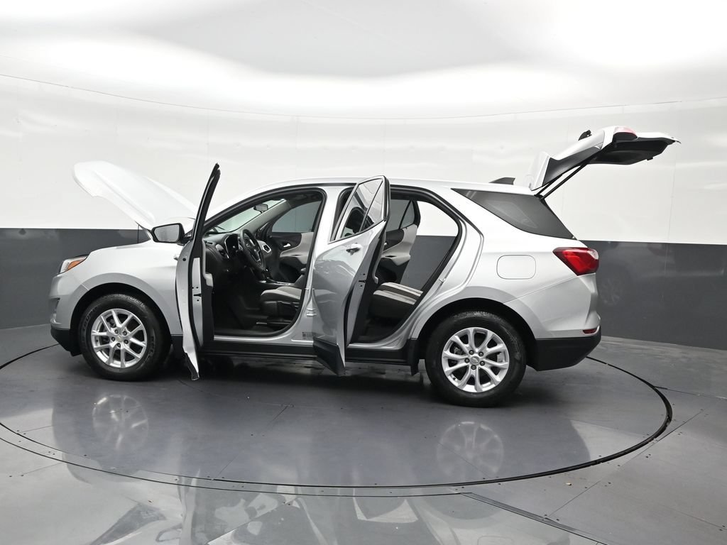 Used 2021 Chevrolet Equinox LS FWD image 35
