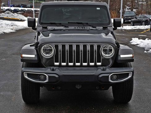 Used 2020 Jeep Wrangler Unlimited Sahara image 5