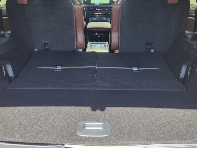 New 2026 Lincoln Aviator Reserve AWD/4WD image 16