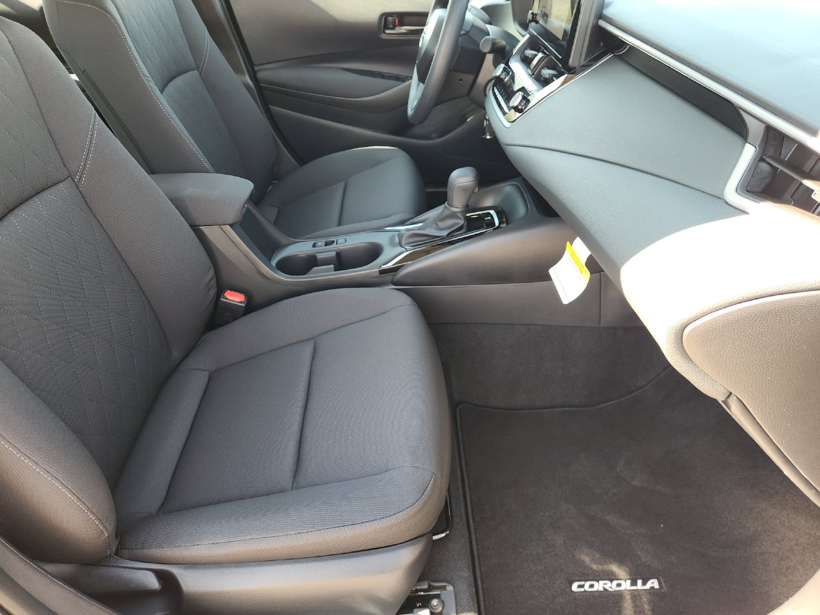 New 2027 Toyota Corolla LE FWD image 15