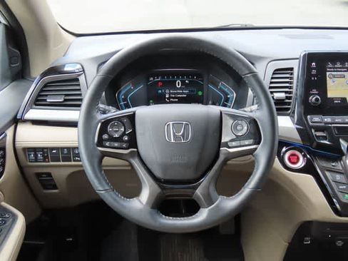 Certified 2023 Honda Odyssey Touring image 21