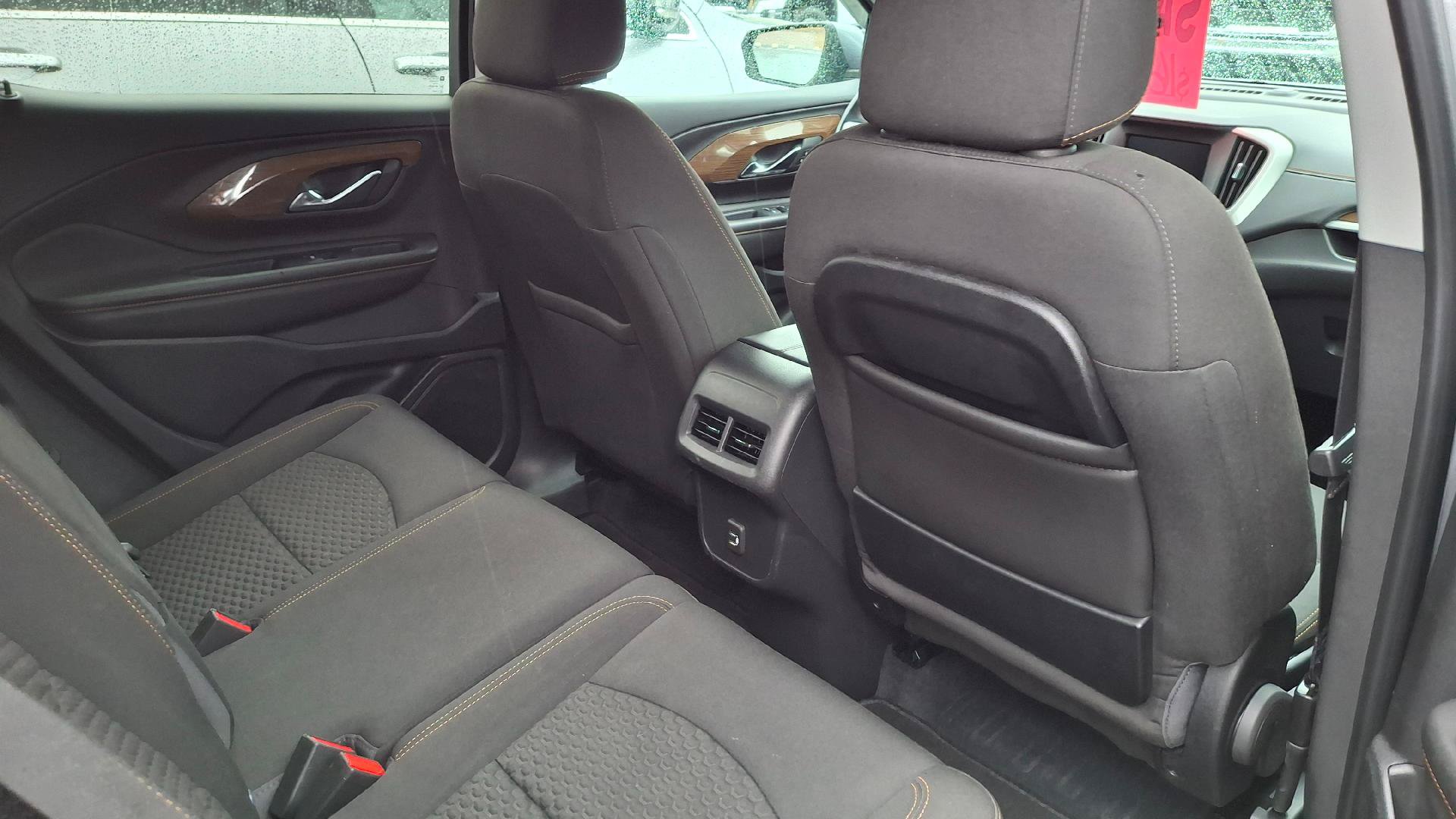 Used 2020 GMC Terrain SLE w/ Driver Convenience Package AWD/4WD image 10