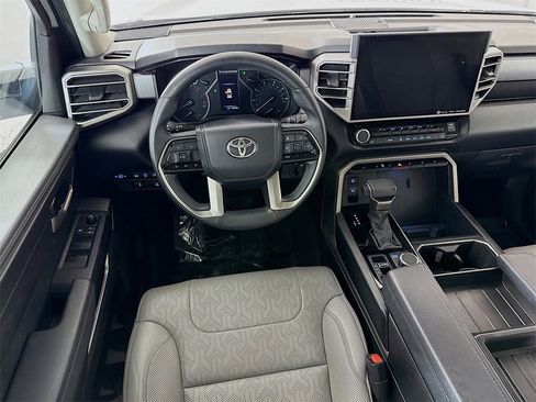 Used 2023 Toyota Tundra SR5 image 3
