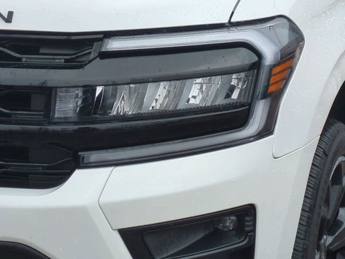 Used 2024 Ford Expedition Max Limited image 11