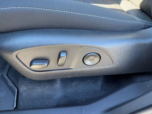 New 2026 Chevrolet Traverse LT w/ Sun and Wheel Package image 11