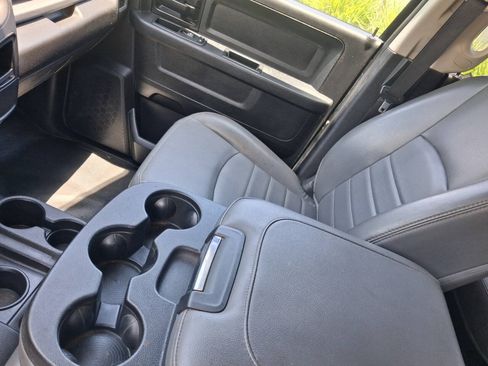 Used 2017 RAM 2500 Tradesman w/ Chrome Appearance Group AWD/4WD image 16