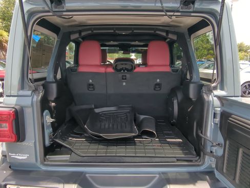 Used 2024 Jeep Wrangler Unlimited Rubicon 392 AWD/4WD image 12
