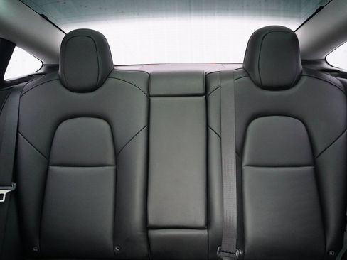 Used 2023 Tesla Model 3 Long Range image 32