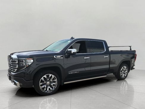 Used 2024 GMC Sierra 1500 Denali w/ Denali Reserve Package AWD/4WD image 45