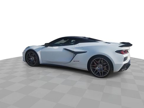 Used 2024 Chevrolet Corvette Z06 image 6