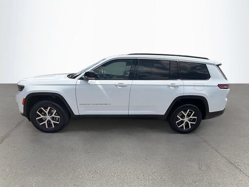Used 2024 Jeep Grand Cherokee L Limited w/ Luxury Tech Group II AWD/4WD image 7