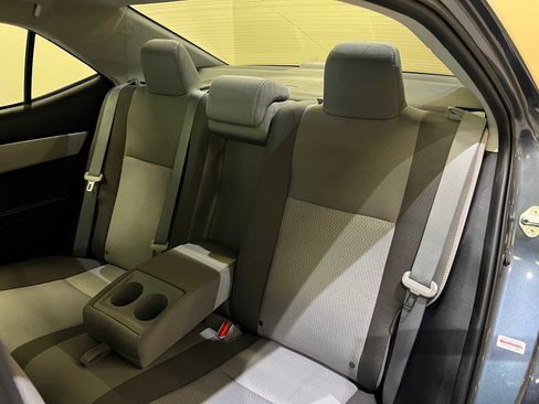 Used 2017 Toyota Corolla LE image 13