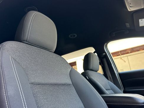 Certified 2024 Chevrolet Traverse LT image 22