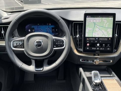 Used 2026 Volvo XC60 B5 Plus w/ Protection Package Premier AWD/4WD image 25