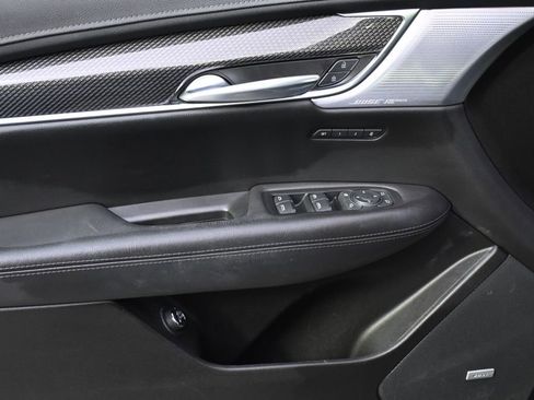 Certified 2023 Cadillac XT5 Sportv w/ Technology Package image 22