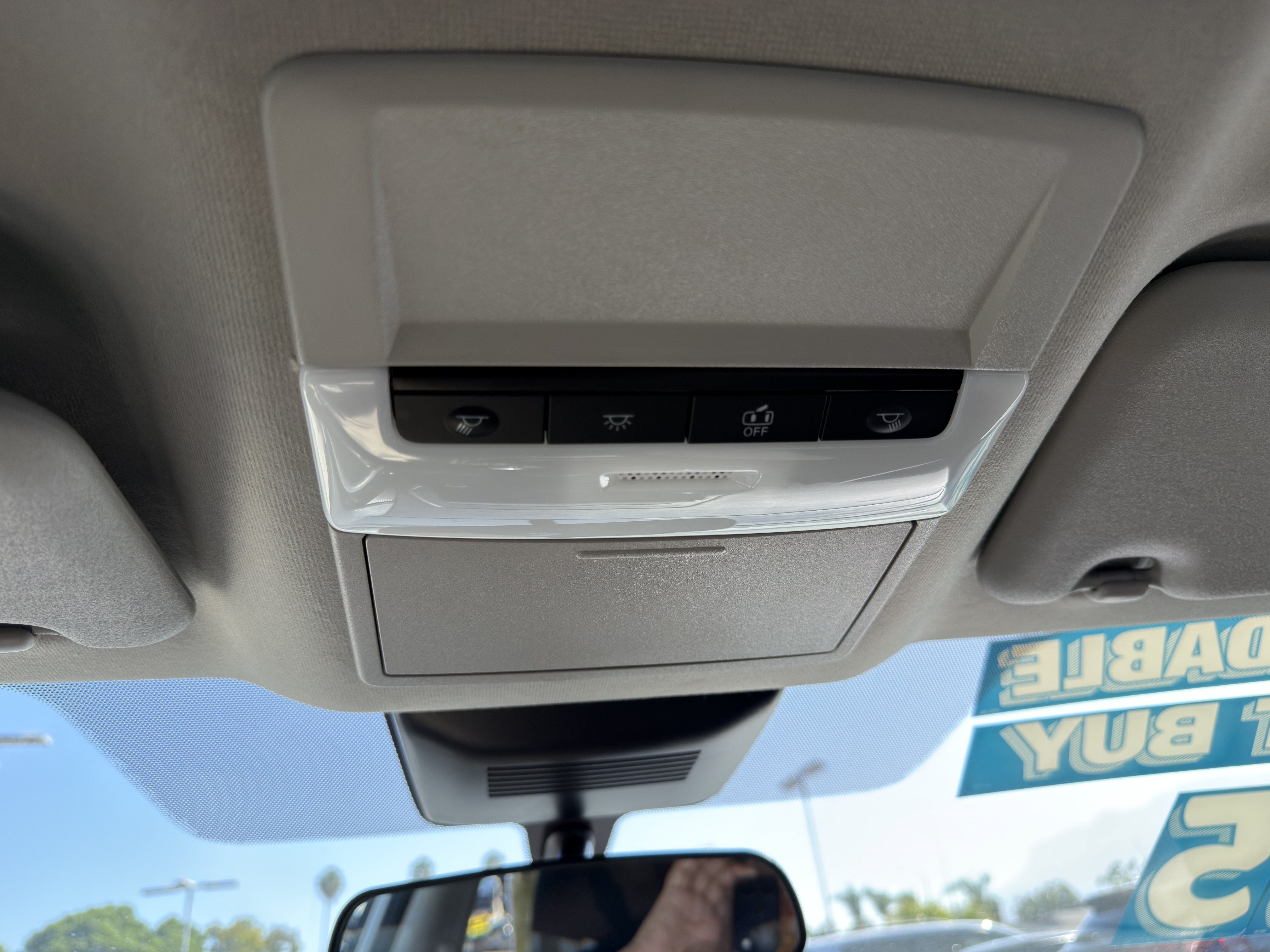 Used 2025 Nissan Sentra S FWD image 29