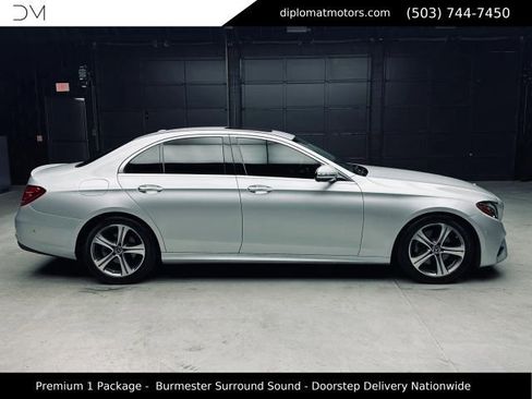 Used 2018 Mercedes-Benz E 300 image 8