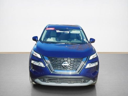 Certified 2023 Nissan Rogue SV w/ SV Premium Package image 8