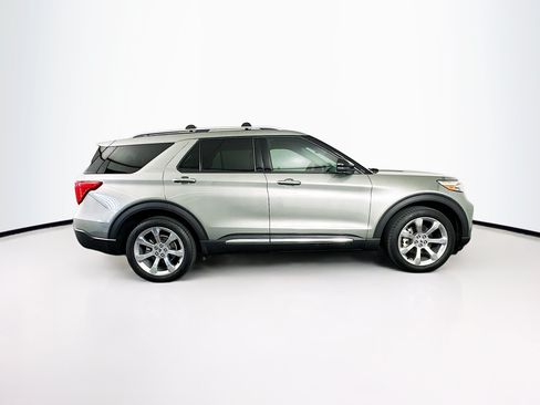 Used 2020 Ford Explorer Platinum w/ Premium Technology Package AWD/4WD image 10