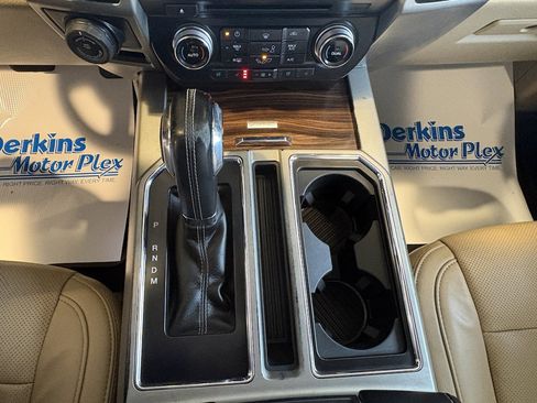 Used 2017 Ford F150 Lariat w/ Equipment Group 502A Luxury image 21