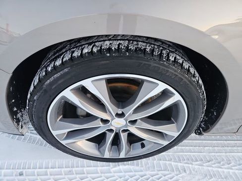 Used 2024 Chevrolet Malibu LT image 11