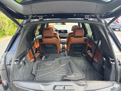 Used 2023 BMW X7 xDrive40i w/ Executive Package AWD/4WD image 28