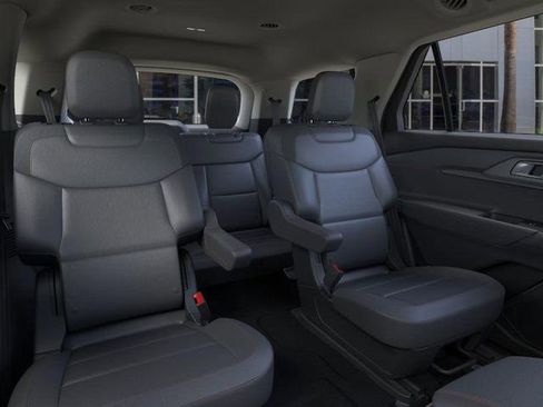 New 2026 Ford Explorer Active w/ Active Comfort Package image 11