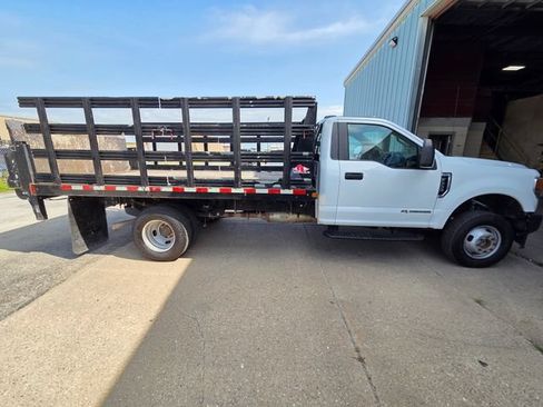 Used 2021 Ford F350 XL w/ Power Equipment Group AWD/4WD image 2