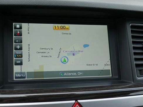 Used 2015 Hyundai Genesis 3.8 w/ Option Group 03 image 4