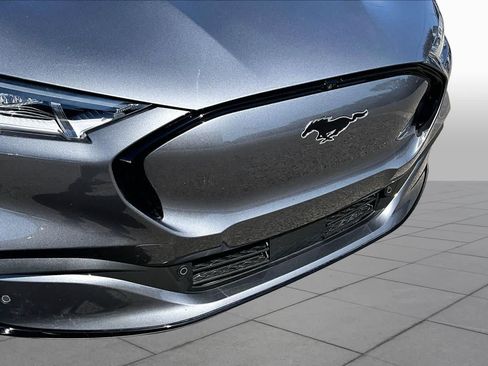 Used 2023 Ford Mustang Mach-E Premium RWD image 29
