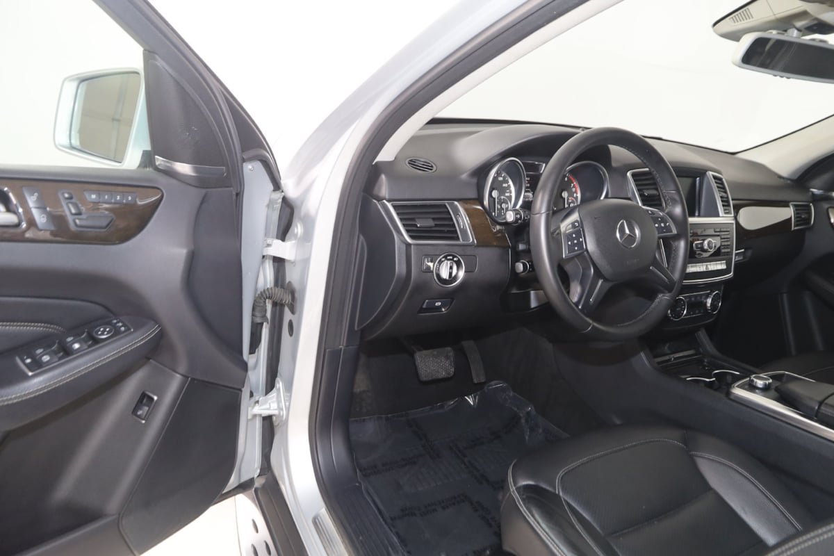 Used 2015 Mercedes-Benz ML 350 4MATIC image 41