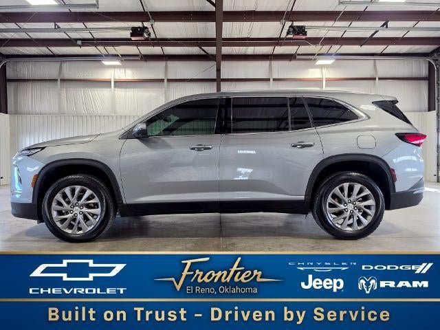 Used 2026 Buick Enclave Preferred FWD image 1