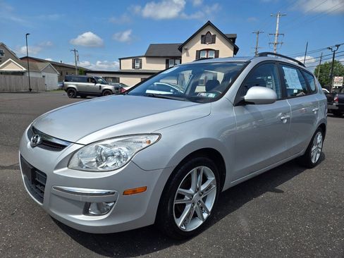 Used 2010 Hyundai Elantra SE FWD image 10