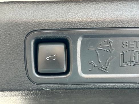 Used 2019 Ford Expedition Platinum RWD image 51