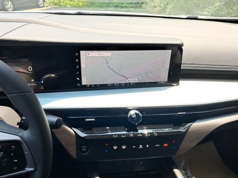 New 2025 Nissan Murano SL AWD/4WD image 18