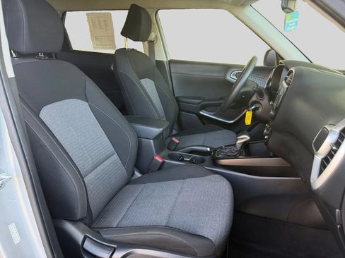 Used 2020 Kia Soul S FWD image 15