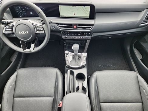 New 2026 Kia Seltos EX FWD image 18