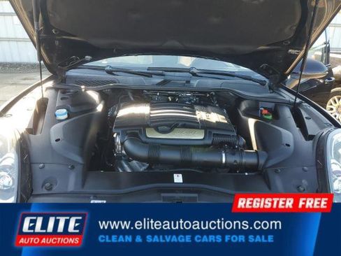 Used 2017 Porsche Cayenne Platinum Edition image 23