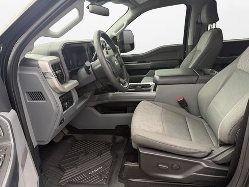Used 2023 Ford F350 XLT w/ Black Appearance Package AWD/4WD image 17