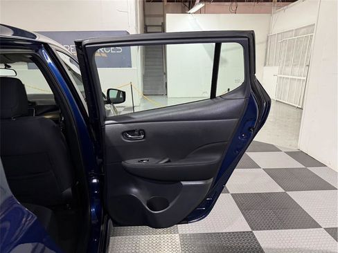 Used 2019 Nissan Leaf S w/ S Charge Package image 26