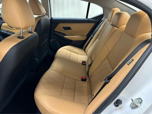 New 2025 Nissan Sentra SV w/ SV Premium Package image 9